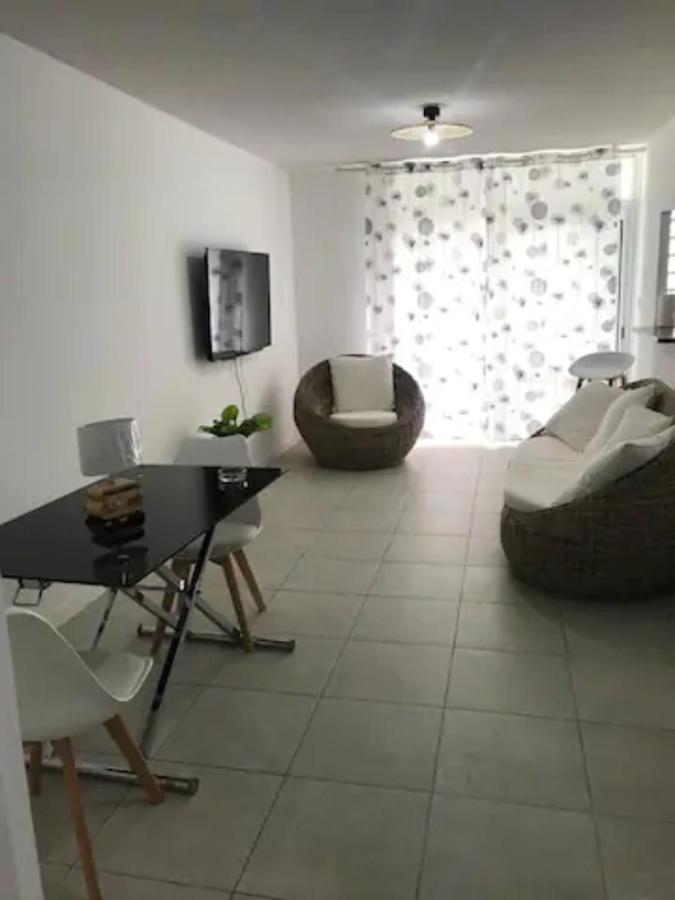 Meuble De Standing Au Coeur Des Commodites Schoelcher Exterior photo